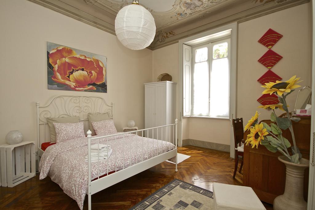 Villa Farinelli Cadegliano Viconago Esterno foto